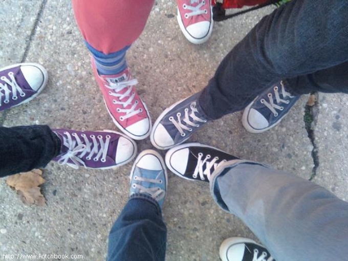 This is a CONVERSE CIRCLE with me and my friends!!!
